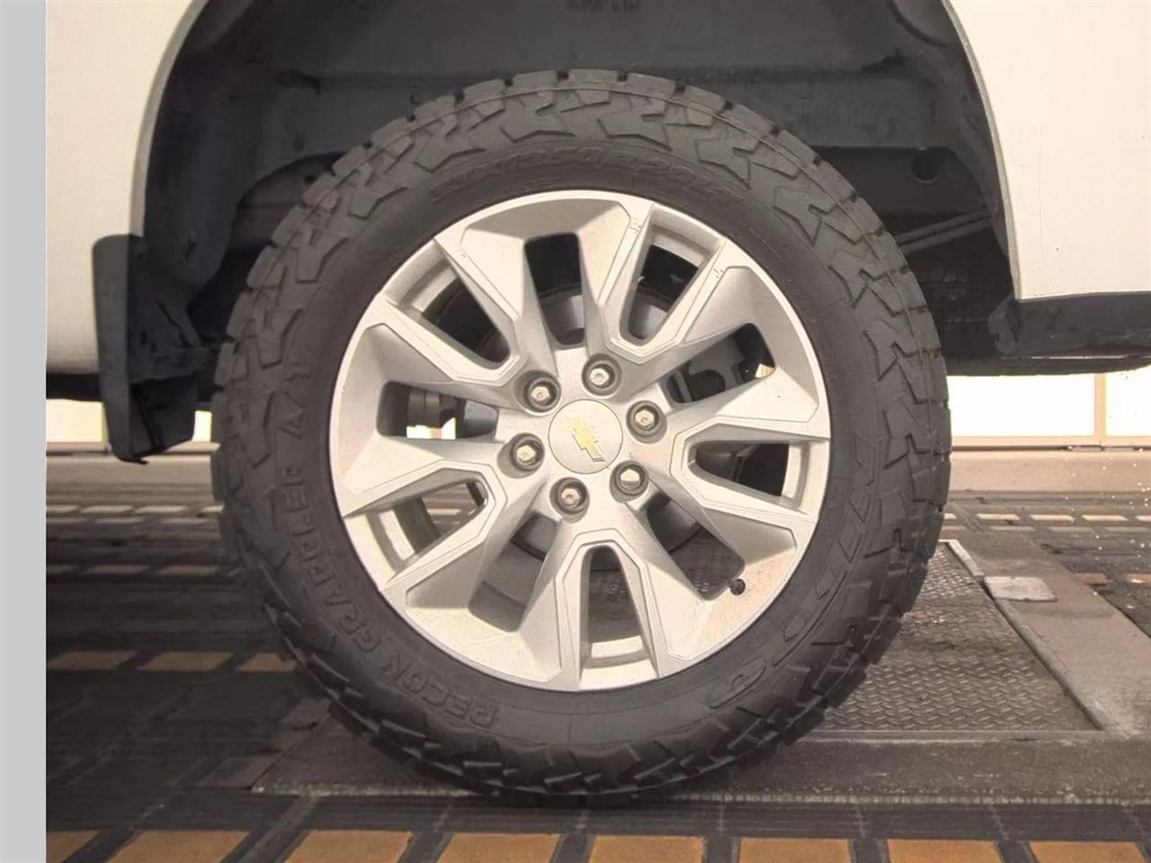 Chevrolet Silverado 1500 Ltd2Wd Double Cab 147" Custom - Thumbnail 12