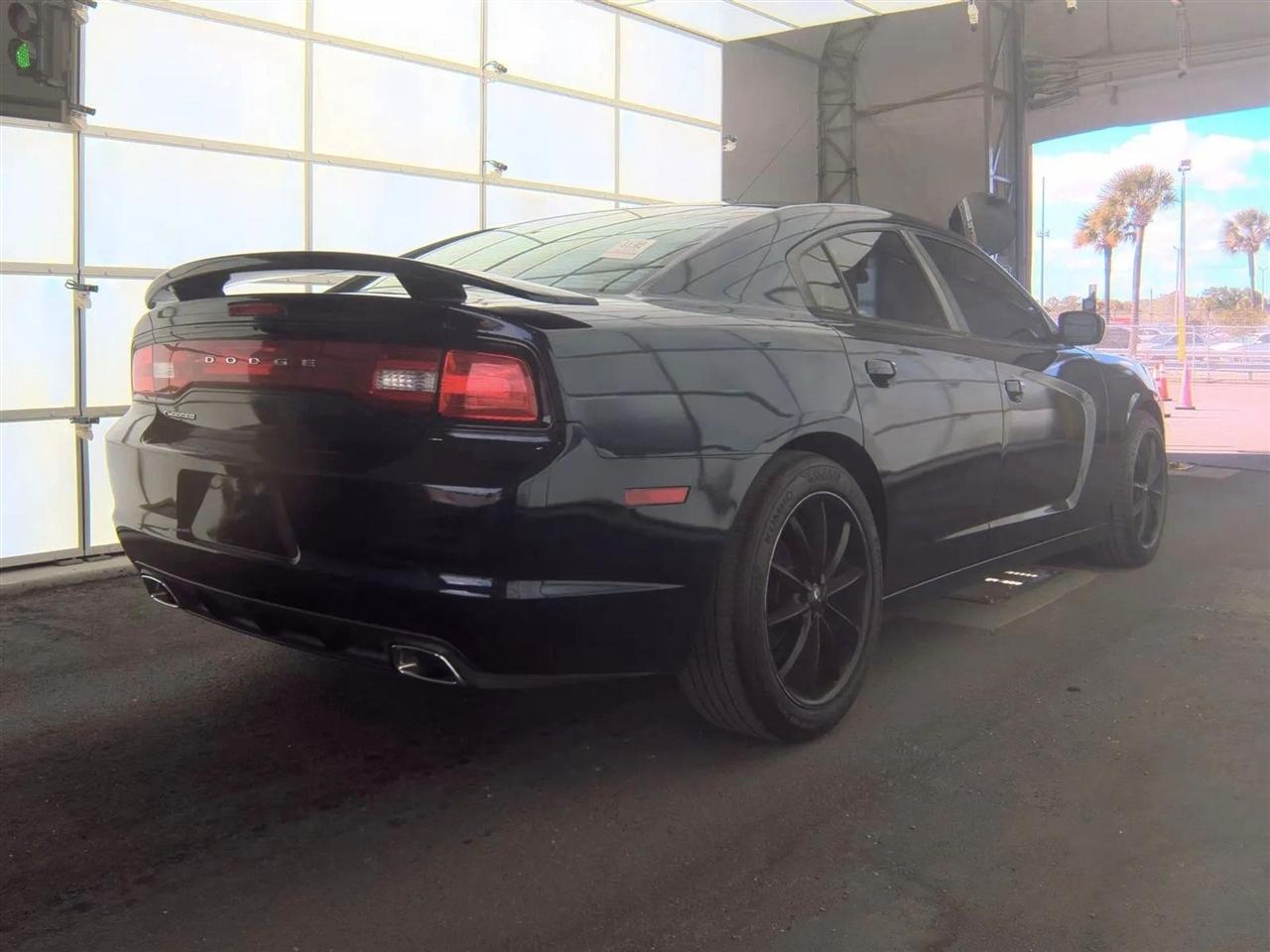 Dodge Charger4Dr Sdn Se Rwd - Thumbnail 5