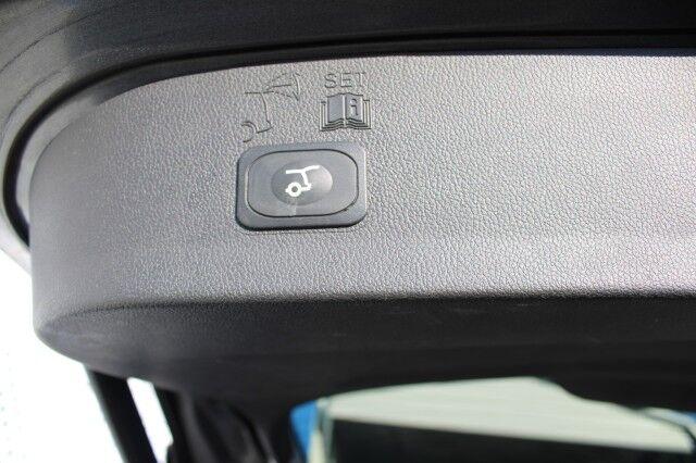 Ford Escape - Thumbnail 12