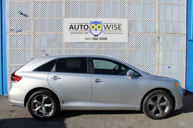 Toyota Venza - Thumbnail 2