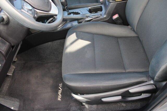 Toyota RAV4 - Thumbnail 18