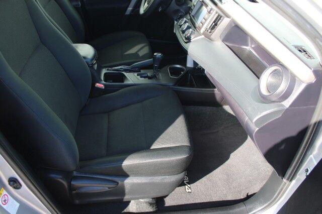 Toyota RAV4 - Thumbnail 11