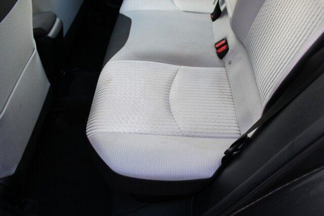 Toyota Prius - Thumbnail 16