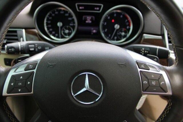 Mercedes-Benz ML 350 - Thumbnail 13