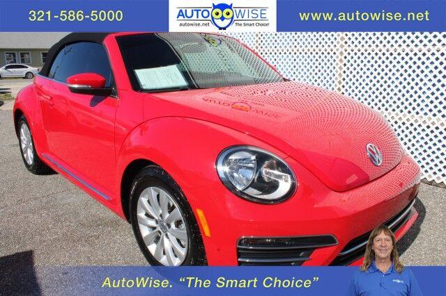 Volkswagen Beetle 2.0T Convertible - View 1