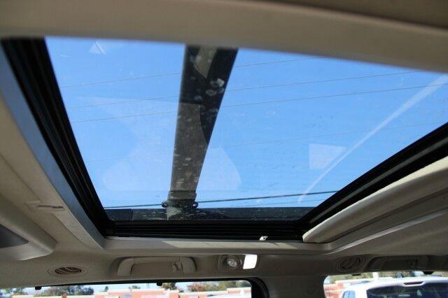 Toyota Sienna - Thumbnail 12