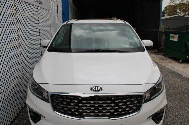 Kia Sedona - Thumbnail 5