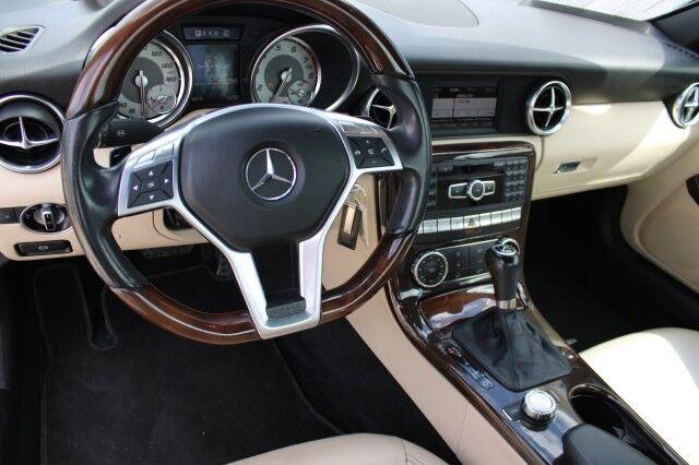 Mercedes-Benz SLK-Class - Thumbnail 10