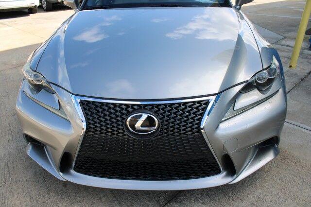 Lexus IS 250 - Thumbnail 4