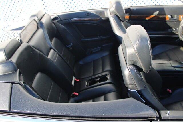 Mercedes-Benz E 400 - Thumbnail 19