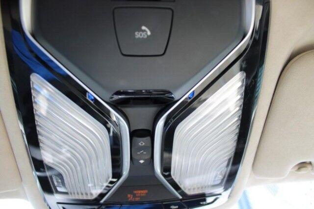 BMW 750i - Thumbnail 11