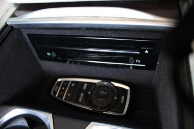 BMW 750i - Thumbnail 14