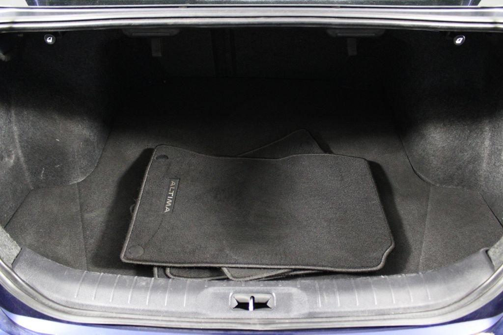 Nissan Altima 2.5 Sr - Thumbnail 17