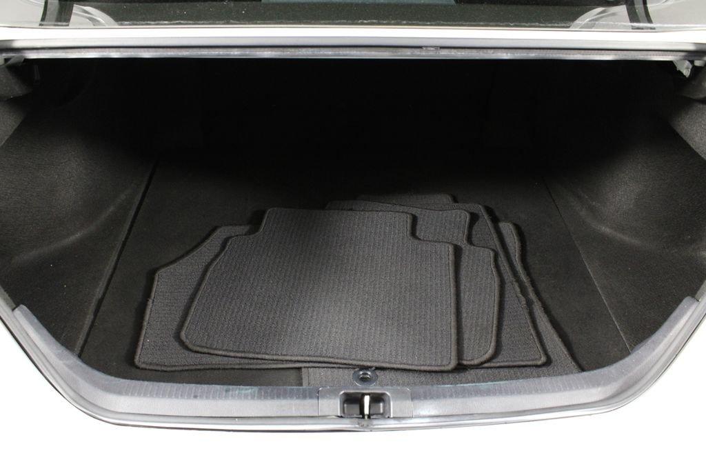 Toyota Camry L - Thumbnail 16