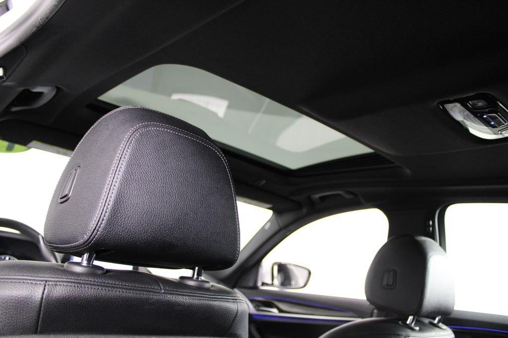 BMW 5 Series 530I - Thumbnail 20