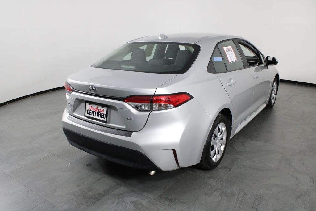 Toyota Corolla Le - Thumbnail 13