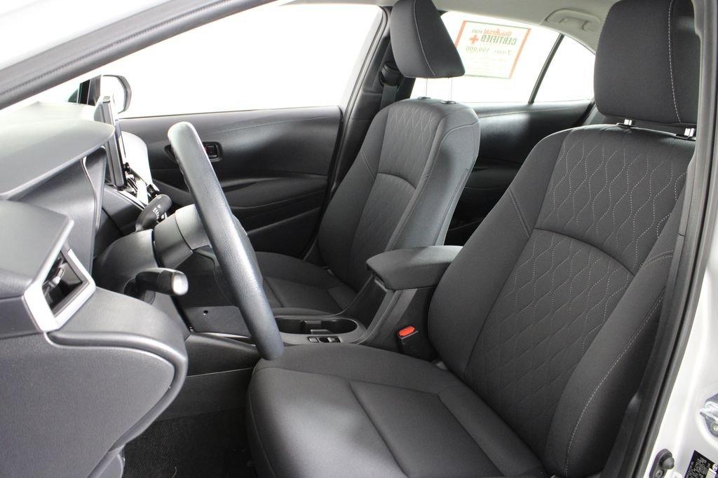 Toyota Corolla Le - Thumbnail 16