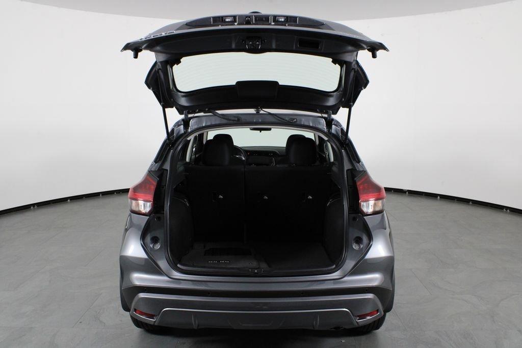 Nissan Kicks Play S - Thumbnail 18