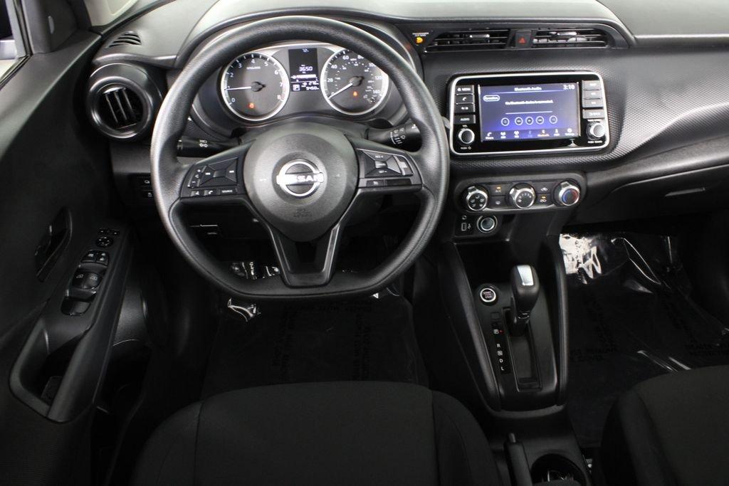 Nissan Kicks Play S - Thumbnail 8