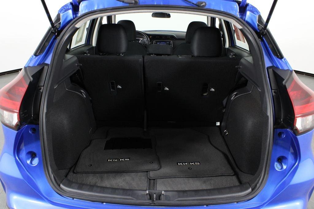 Nissan Kicks Play S - Thumbnail 19