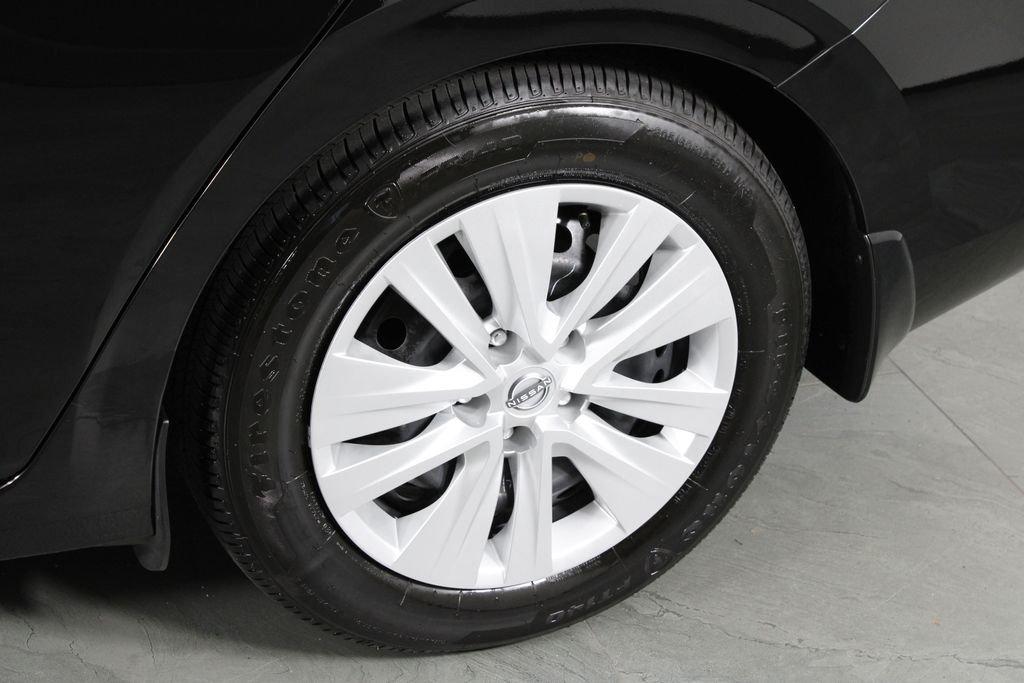 Nissan Sentra S - Thumbnail 14