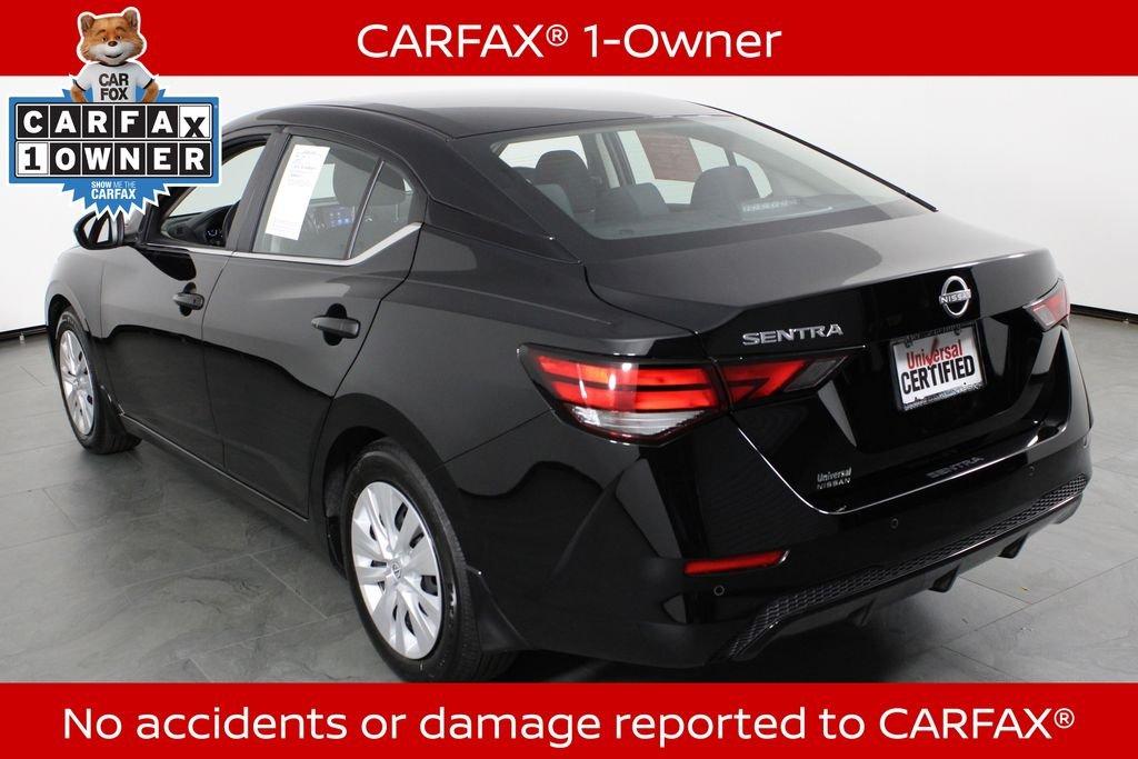 Nissan Sentra S - Thumbnail 6