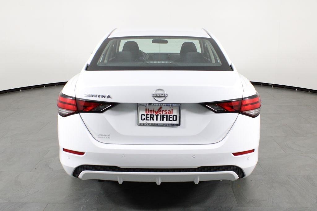 Nissan Sentra S - Thumbnail 12