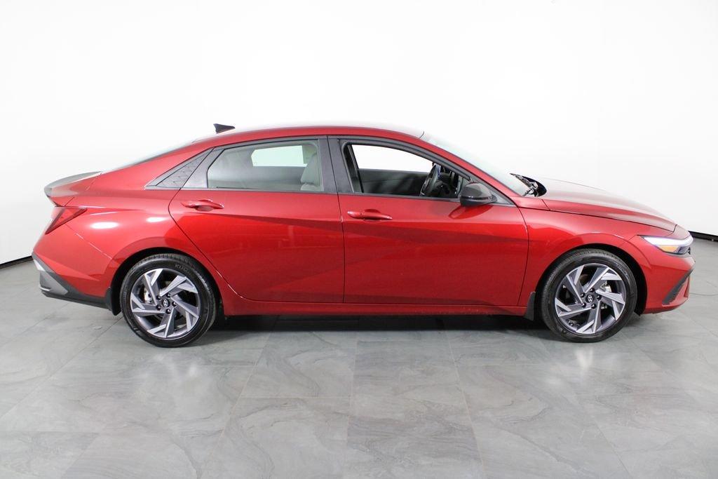 Hyundai Elantra Sel Sport - Thumbnail 15