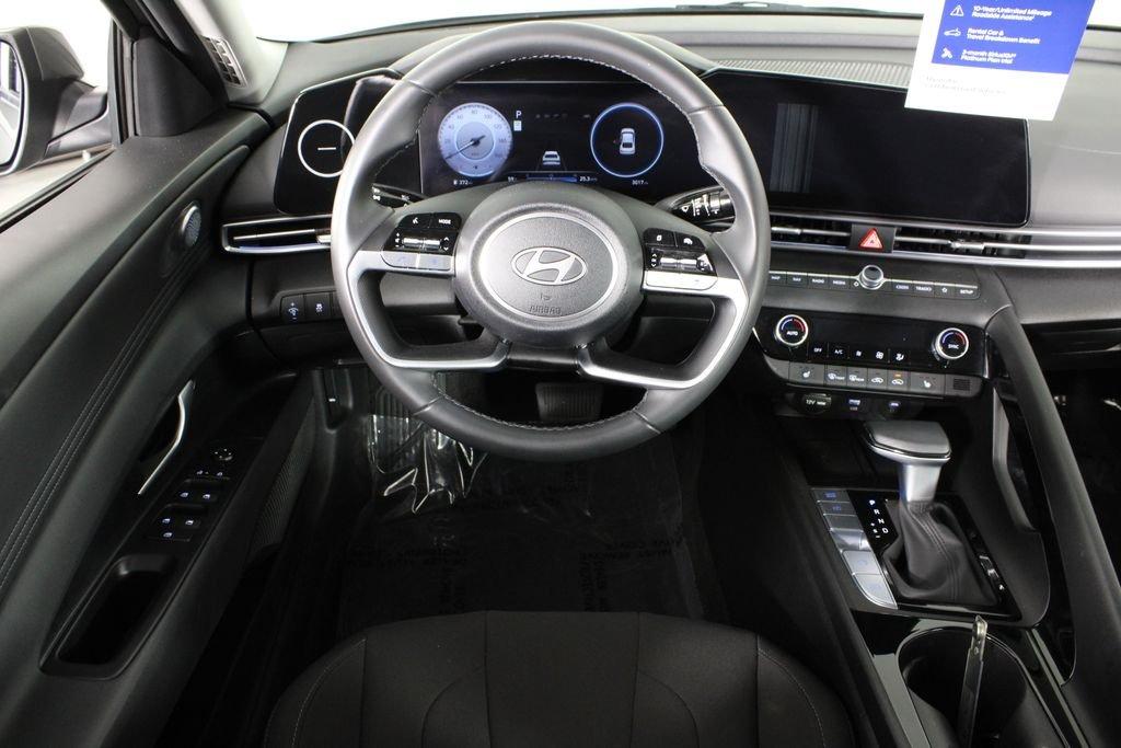 Hyundai Elantra Sel Convenience - Thumbnail 8