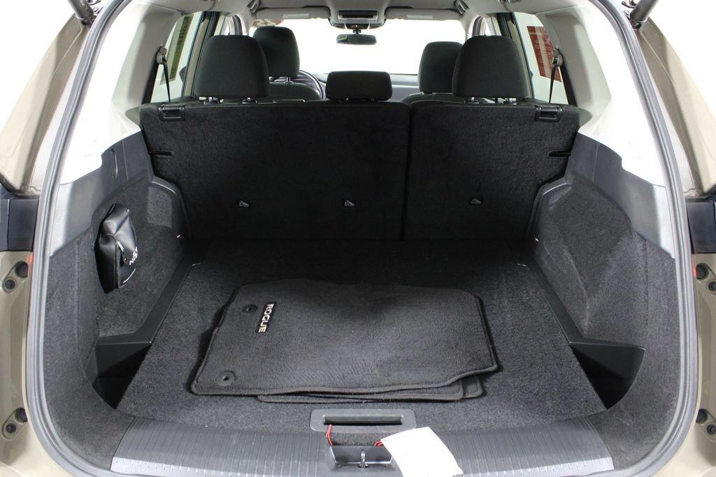 Nissan Rogue Sv - Thumbnail 18