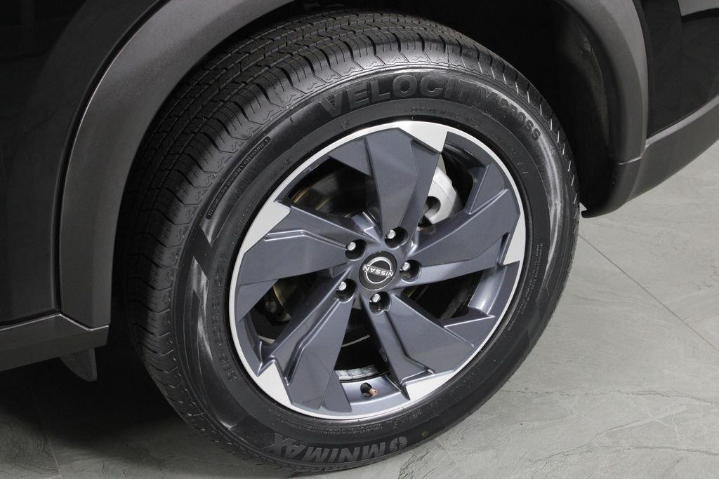 Nissan Rogue Sv - Thumbnail 14