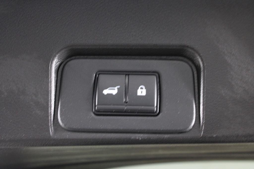 Nissan Rogue Sv - Thumbnail 19