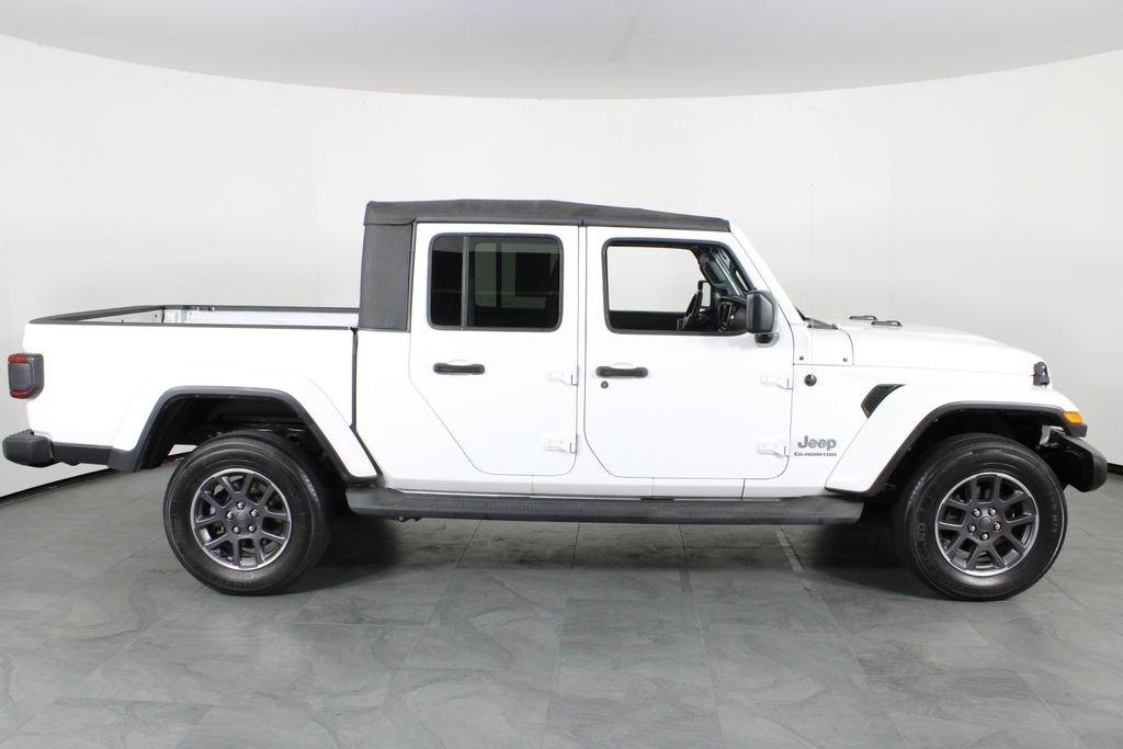 Jeep Gladiator Overland - Thumbnail 16