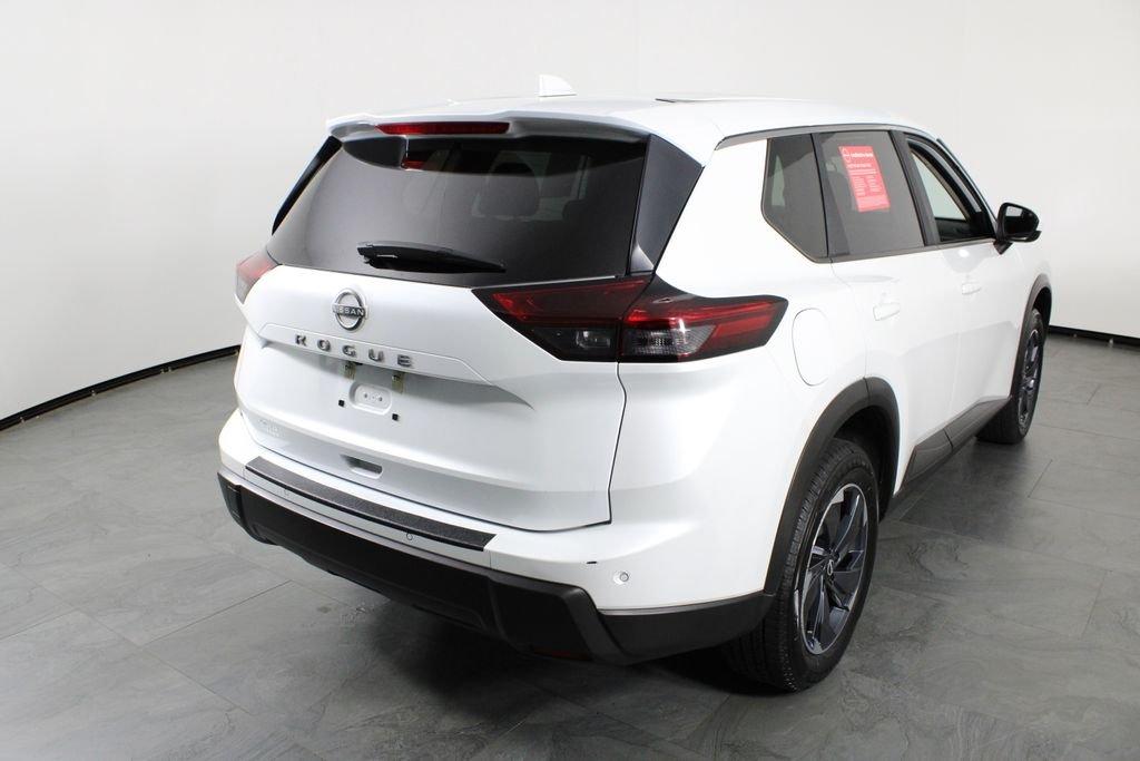 Nissan Rogue Sv - Thumbnail 17