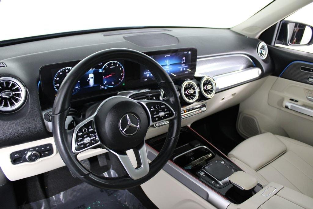 Mercedes-Benz Glb 250 - Thumbnail 18