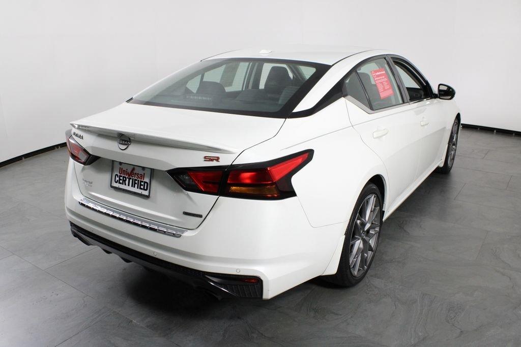 Nissan Altima 2.0 Sr - Thumbnail 17