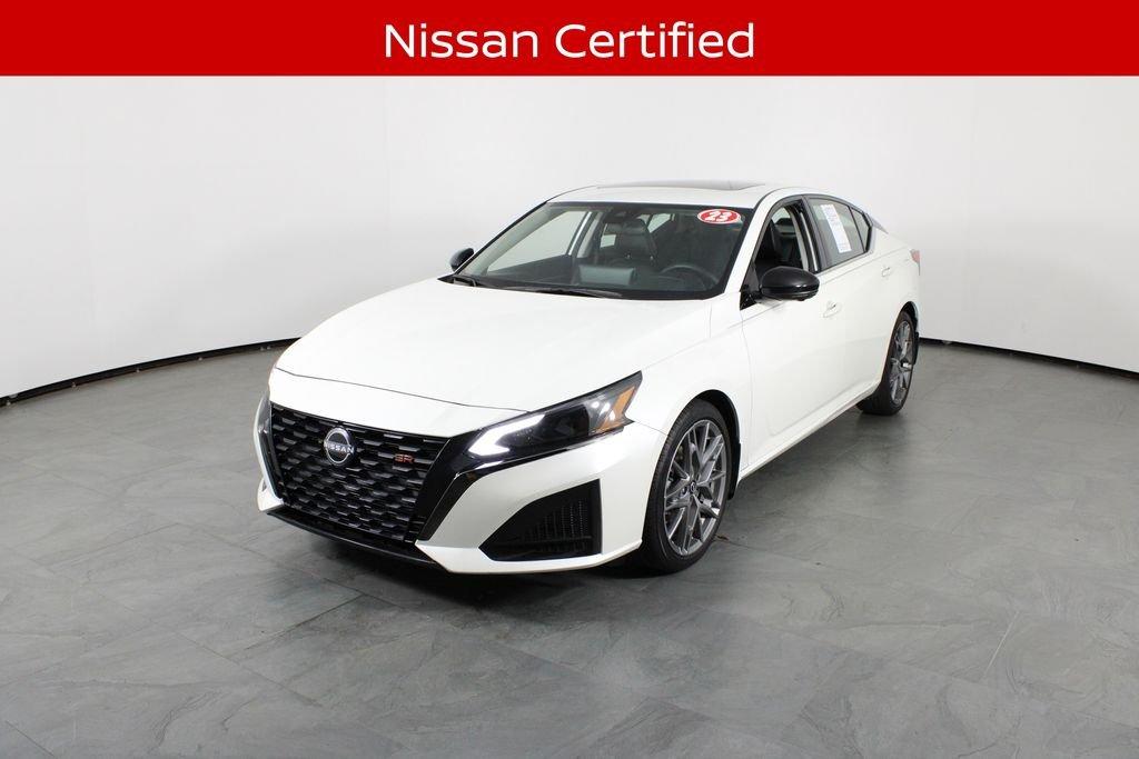 Nissan Altima 2.0 Sr - Thumbnail 3