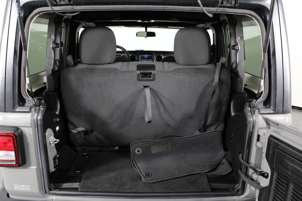 Jeep Wrangler Sport - Thumbnail 16