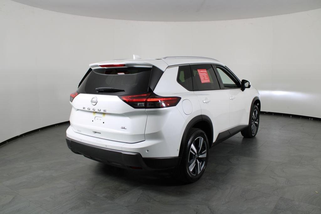 Nissan Rogue Sl - Thumbnail 17