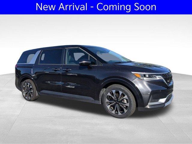 Kia Carnival Ex - Thumbnail 4