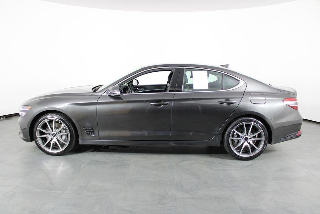 Genesis G70 2.5T - Thumbnail 11