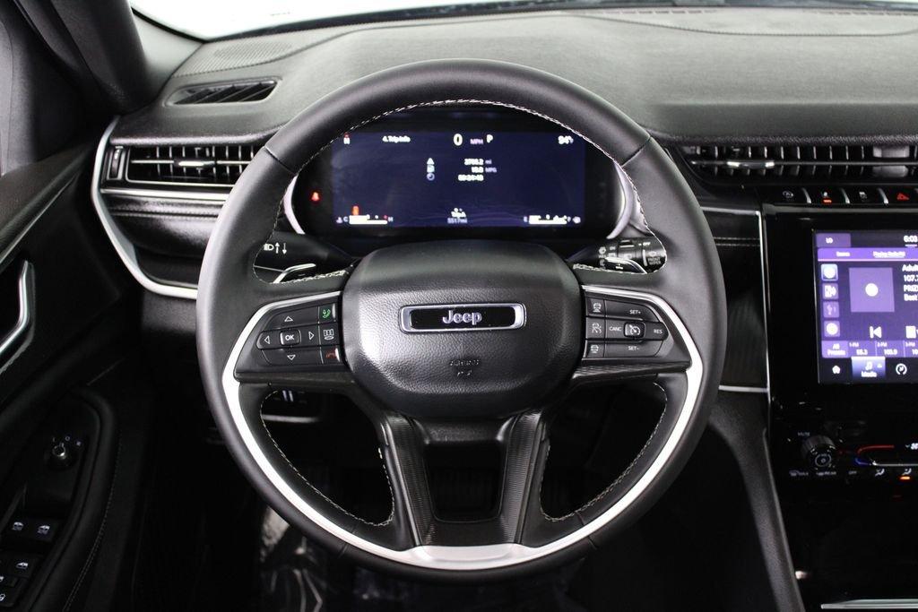 Jeep Grand Cherokee Laredo - Thumbnail 10