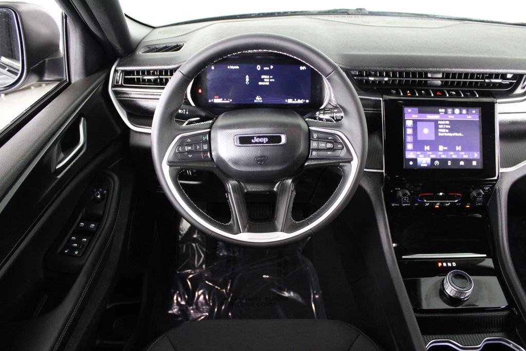 Jeep Grand Cherokee Laredo - Thumbnail 7