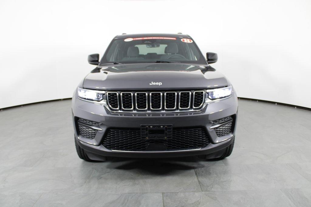 Jeep Grand Cherokee Laredo - Thumbnail 14