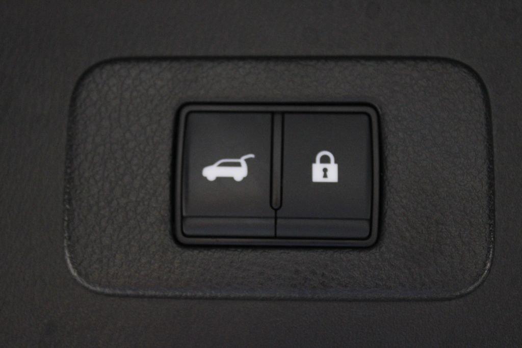 Nissan Armada Sl - Thumbnail 19