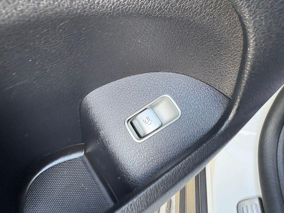 Mercedes-Benz Gle 350 | Miami, Fl | Ocean Auto Sales - Thumbnail 2