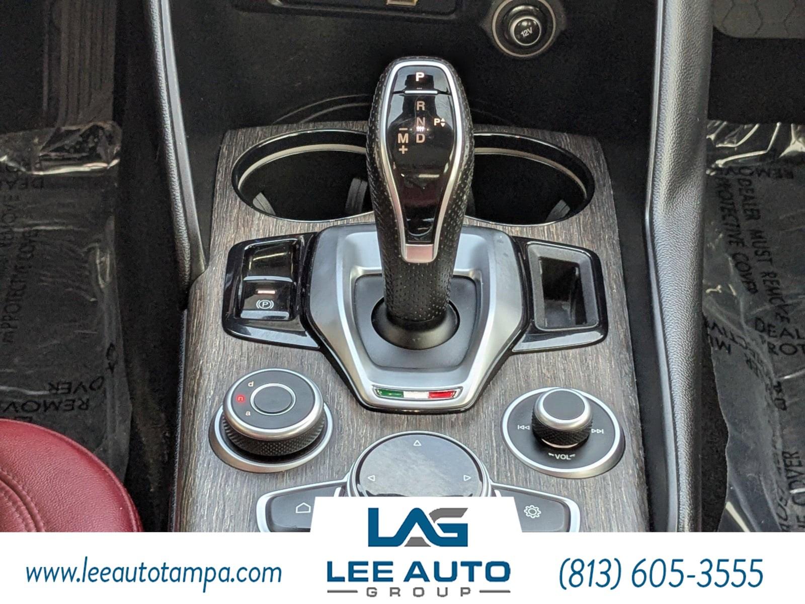 Alfa Romeo Giulia Ti - Thumbnail 19