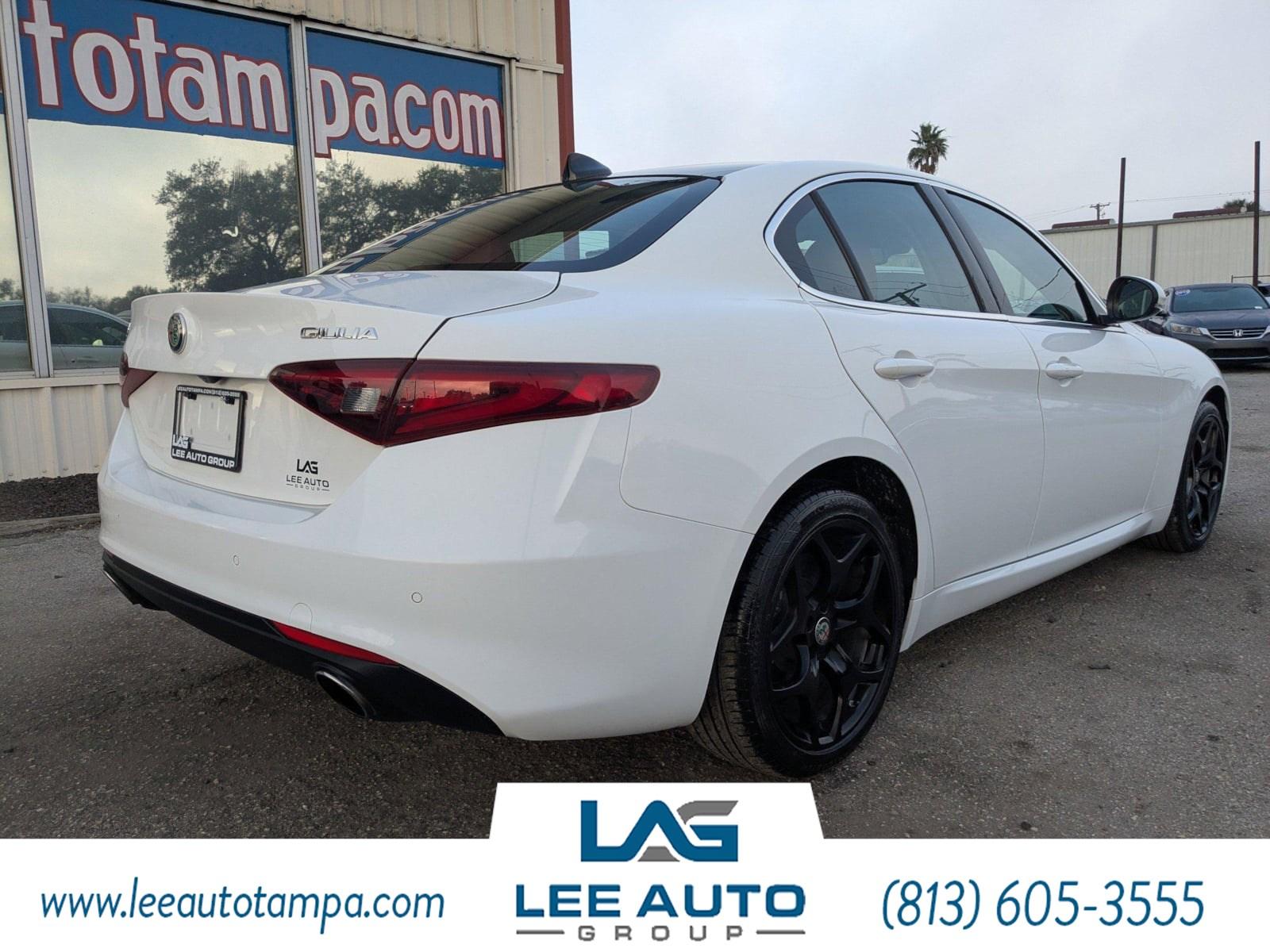 Alfa Romeo Giulia Ti - Thumbnail 4