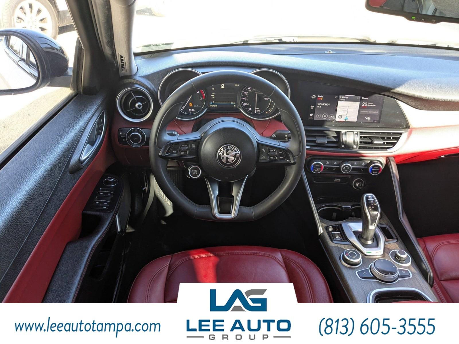 Alfa Romeo Giulia Ti - Thumbnail 16