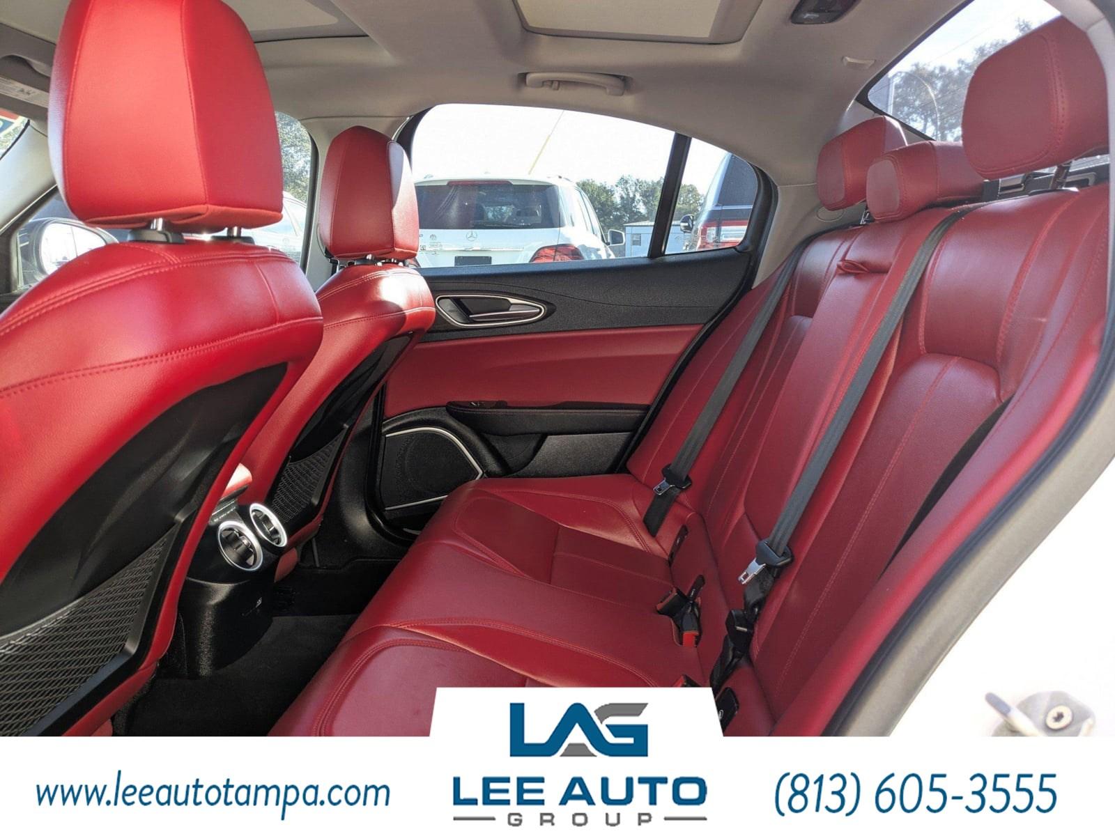 Alfa Romeo Giulia Ti - Thumbnail 13